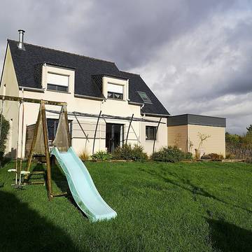 Cottage pour 2 personnes, avec jardin à Hénansal