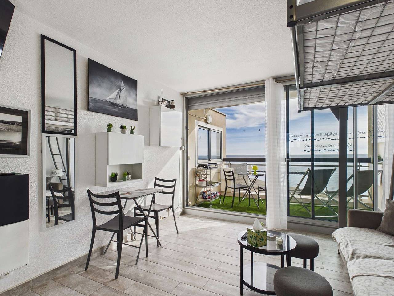 Studio entier, Studio Panoramique avec Climatisation au Grau d'Agde in Grau-d'Agde, Agde