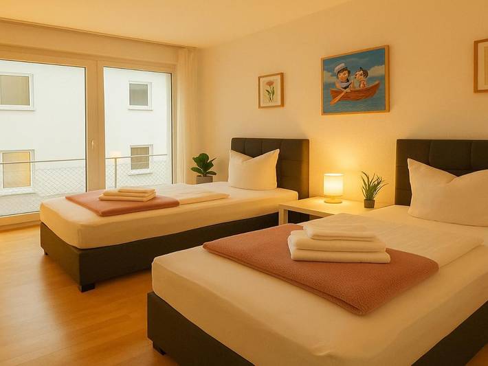 Ferienwohnung für 6 Personen, mit Garten und Ausblick in Schwandorf