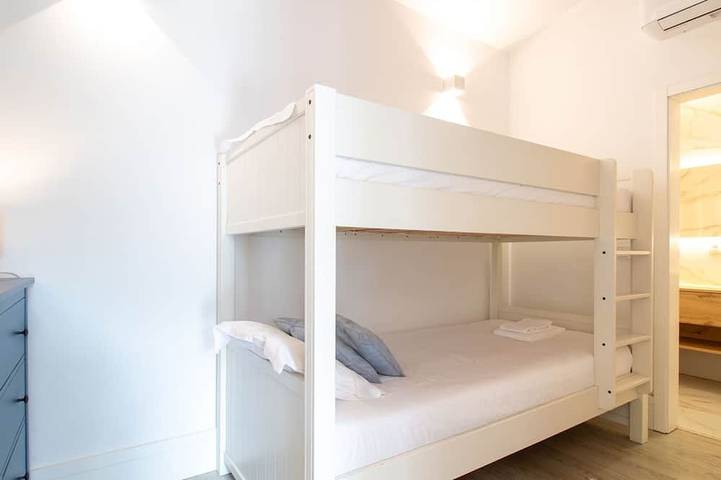 Bom Retiro's Duplex by LovelyStay in Bonfim, Distretto di Porto