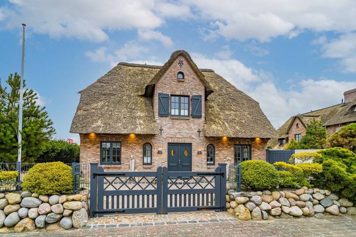 Ferienhaus für 6 Personen, mit Terrasse und Sauna in Archsum