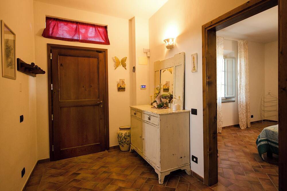 Tenuta Barbadoro  Farmhouse Apartments in Montespertoli, Firenze province