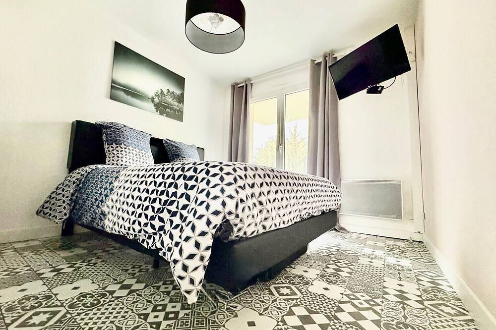 Entire apartment, The Echevins' Jewel, a peaceful stay in Illkirch in Illkirch-Graffenstaden, Strasbourg region