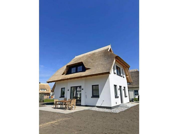 Ferienhaus für 4 Personen, mit Garten und Sauna in Altenkirchen