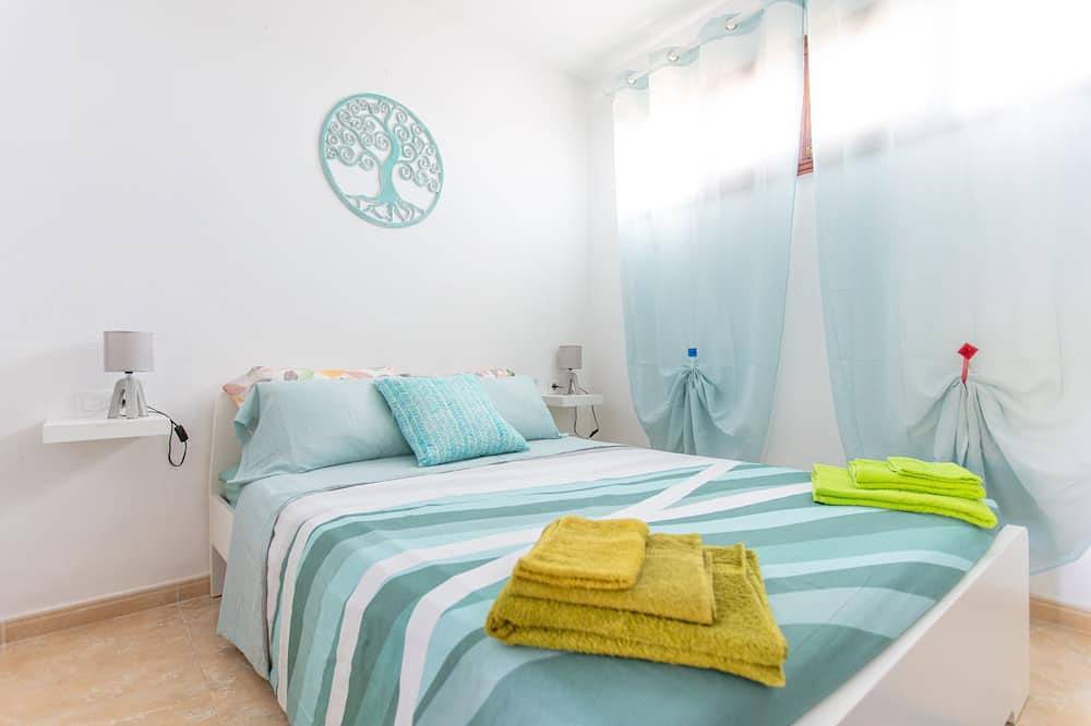 Iris Holiday House in Costa de Antigua, Antigua