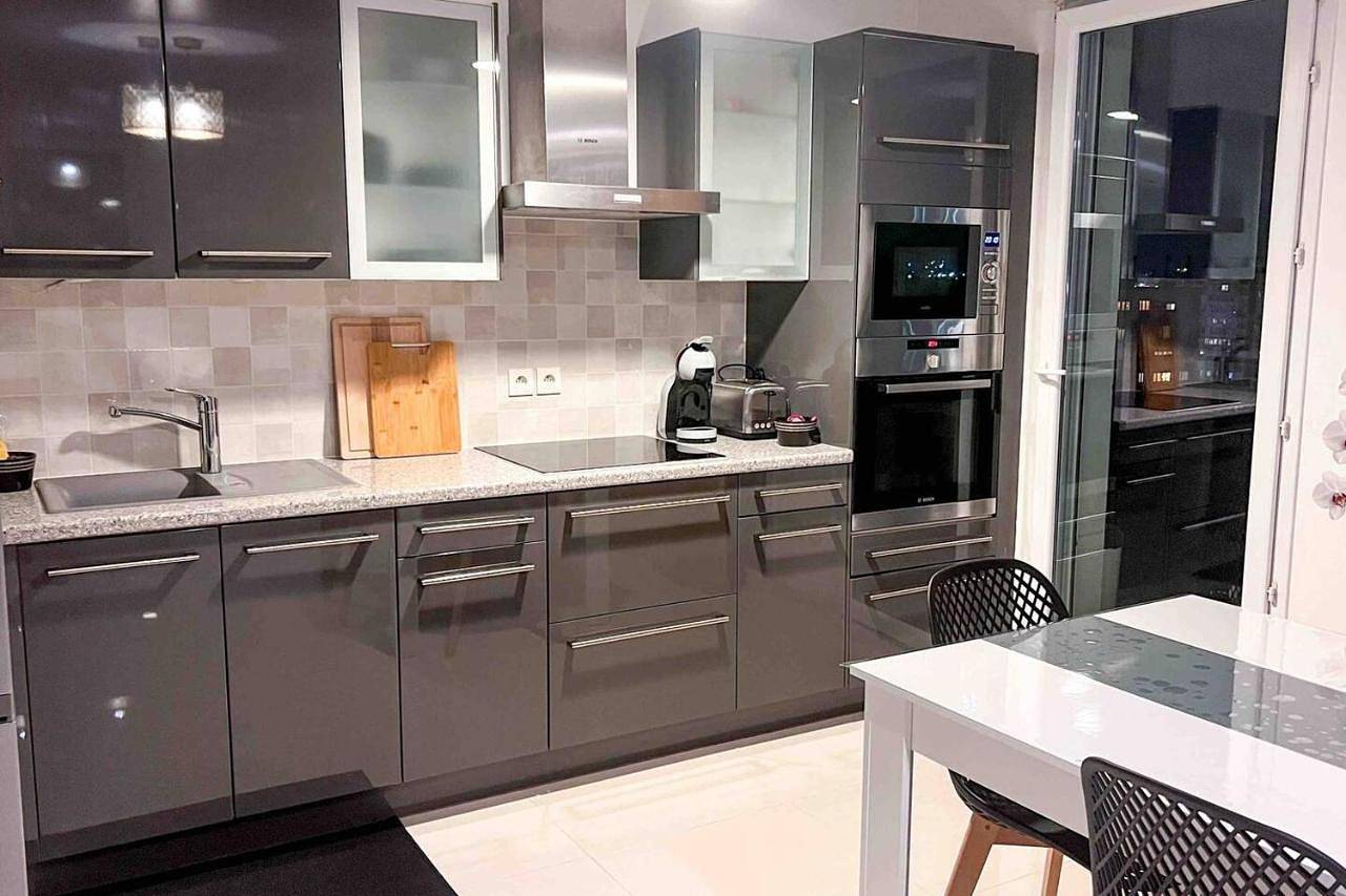 Appartement entier, Two-Bedroom Apartment in Vitry-sur-Seine, Val-de-Marne