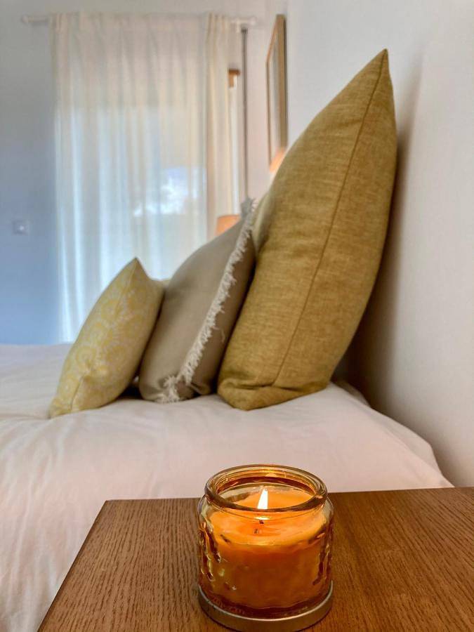 Apartamento de férias inteiro, Suite like Sweet-Refugio tranquilo in São Pedro e Santiago, Distrito de Lisboa