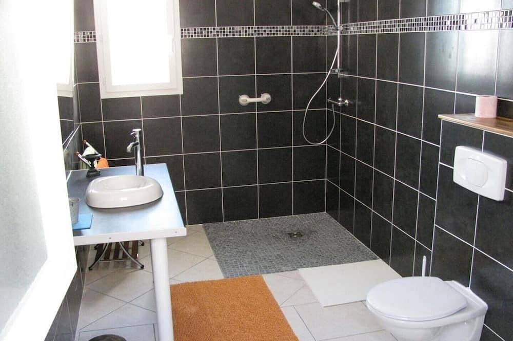 Villa \"L'Abricotier\" for 2/4 people in Montagnac, Côte d'Améthyste