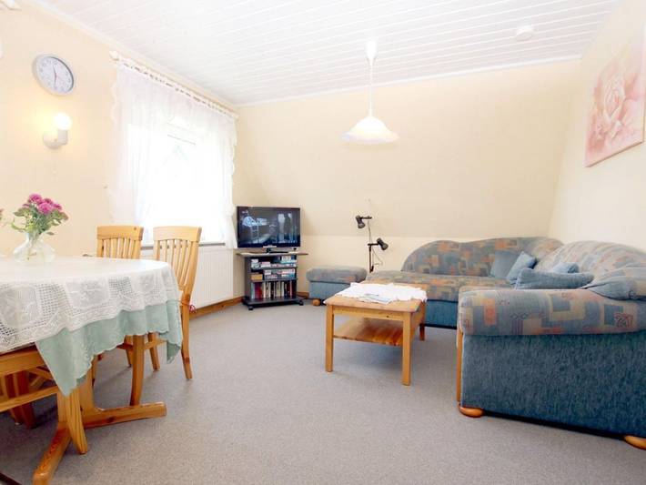 Ganze Ferienwohnung, Babendörpstieg 20, Whg.3 - 4-Zimmer Ferienwhg. in Nieblum mit ca. 65qm im 1.Og mit Gartennutzung in Nieblum, Föhr