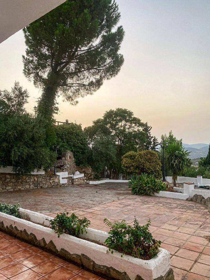 Chalet para 6 personas, con jardín además de piscina y vistas, Se admiten mascotas en Sierra de Grazalema - 2