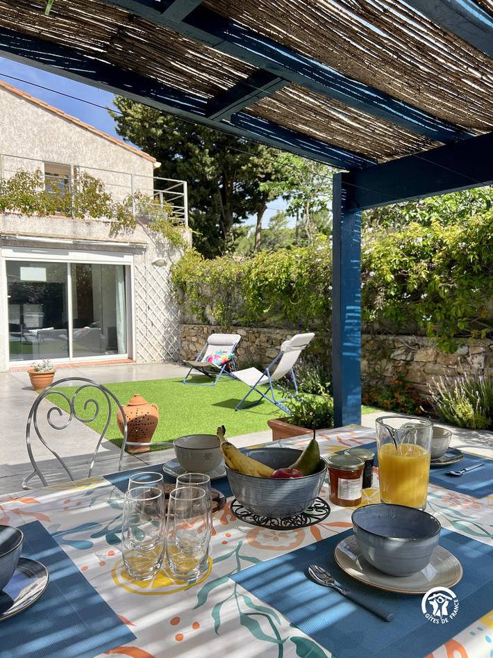 Gîte pour 4 personnes, avec Terrasse et Jardin