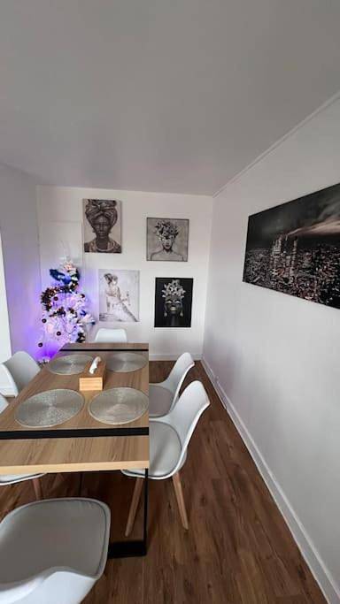 Gîte pour 6 personnes, avec balcon et vue à Fresnes - 4