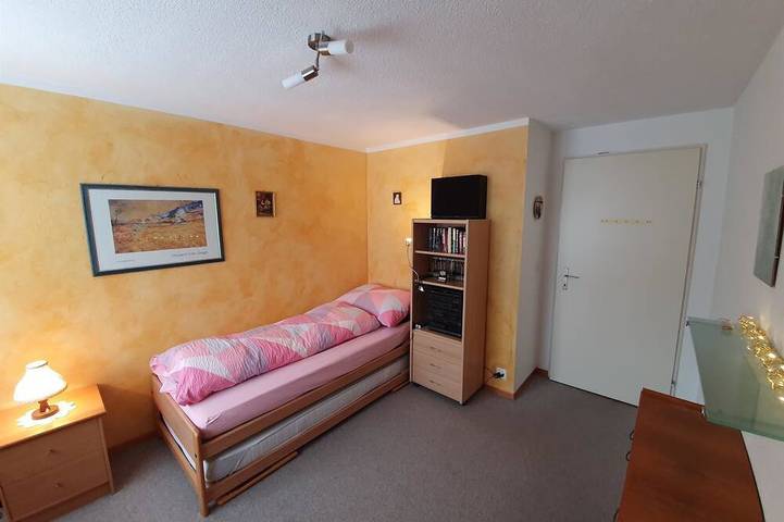 Ganze Wohnung, Blüemlisalpblick Appartement/Fewo, Dusche und Badewanne, Balkon 6-Bett Wohnung in Kandersteg, Frutigen - Lenk - Adelboden