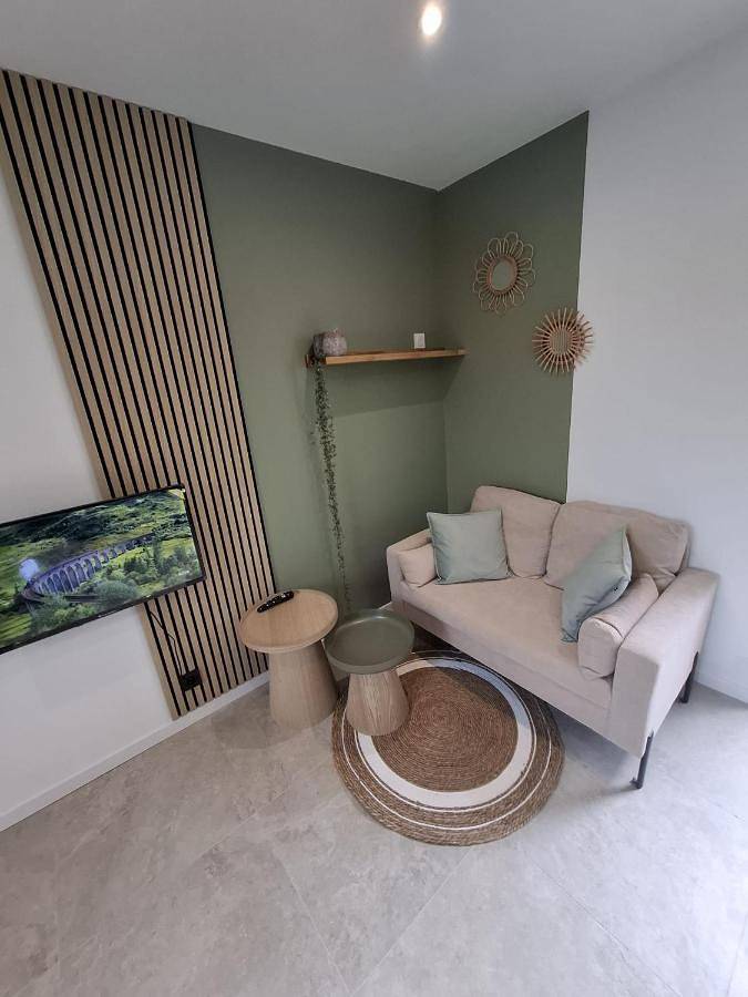 Location de vacances pour 2 personnes, avec terrasse et jardin à Plerguer - 3