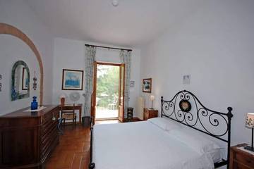 Villa for 12 People in San Gimignano, Siena Province, Photo 4
