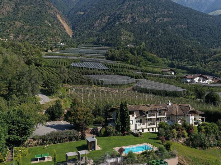 Ganze Wohnung, Wohnung in Goldrain mit Pool und Bergblick in Latsch, Nationalpark Stilfser Joch