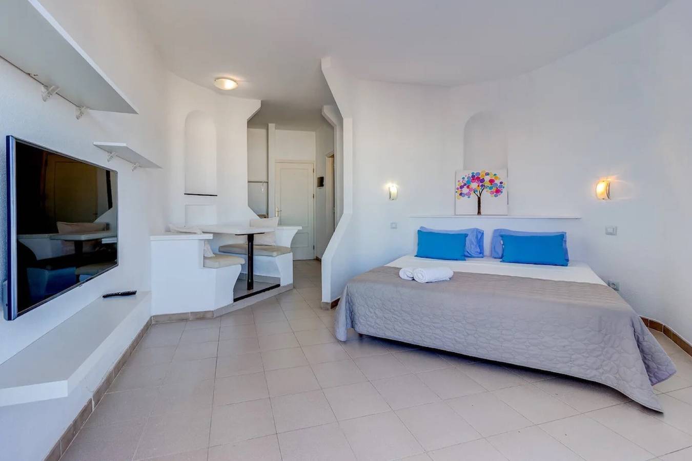 Ganze Wohnung, Ferienwohnung 'Estudio Playa Paraíso' mit Meerblick, privater Terrasse und Wlan in Playa Paraíso, Adeje