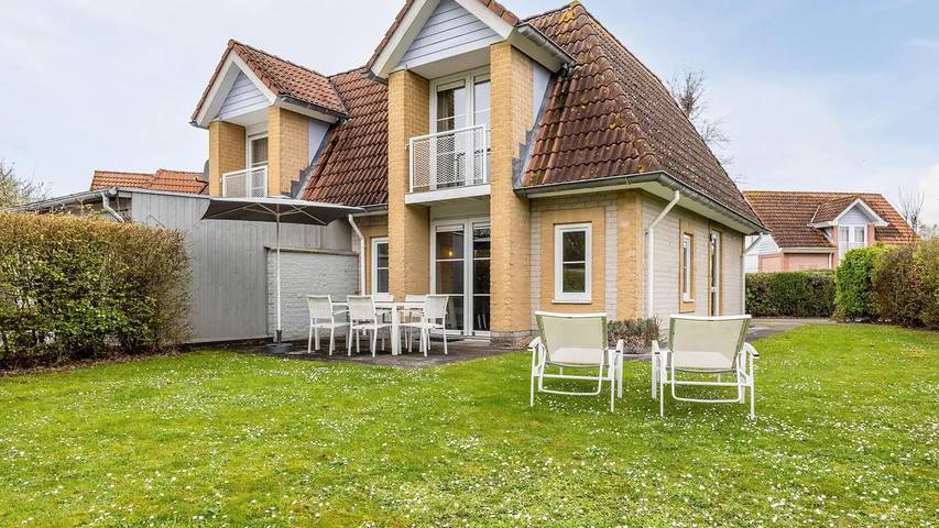 Villa für 7 Personen, mit Garten und Sauna sowie Pool, mit Haustier