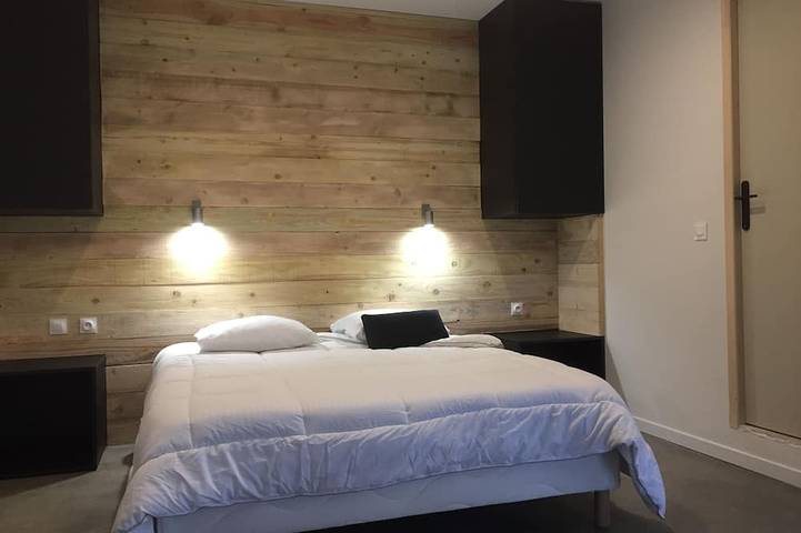 Gîte pour 2 personnes, avec piscine ainsi que jacuzzi et jardin à Saint-Paulet-de-Caisson - 2