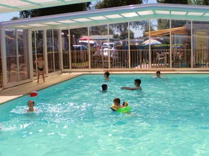 Wohnwagen für 2 Personen, mit Pool