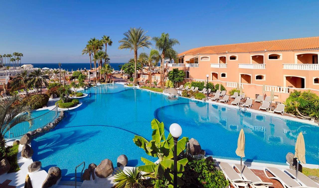 Appart’hôtel pour 10 personnes avec terrasse in Playa de Fañabé, Adeje