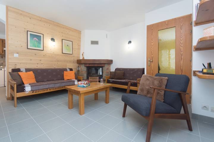 Gîte pour 9 personnes, avec jardin à Corrençon-en-Vercors - 2