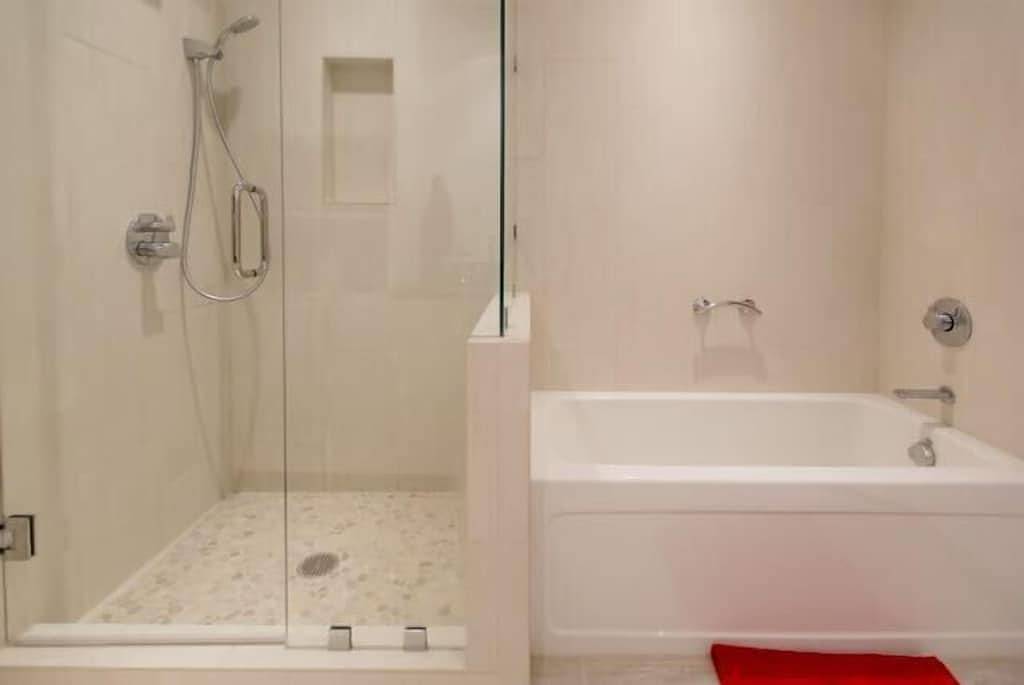 Ganze Wohnung, Seasons at Avon, neu renovierte 2 Br 2Ba Eigentumswohnung im 4. Stock in Avon, Beaver Creek