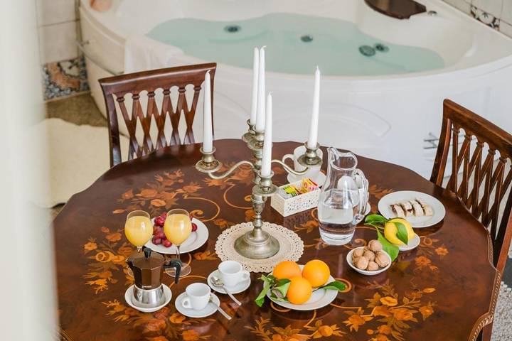 B&b per 2 persone, con Terrazza e Idromassaggio nonché Giardino a Felline