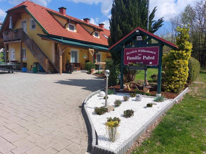 Ferienwohnung für 4 Personen, mit Ausblick und Garten, mit Haustier - 1