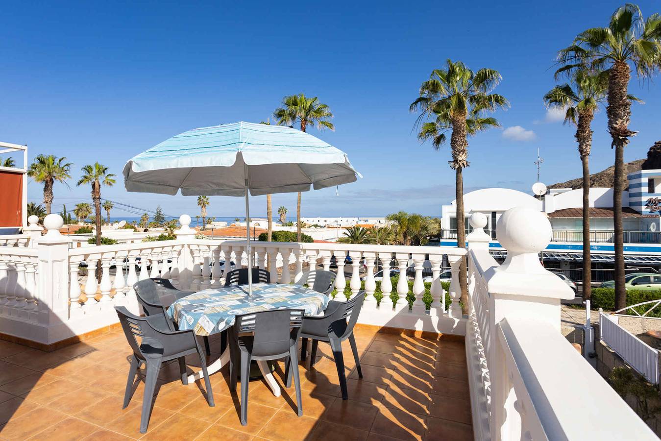 Villa con piscina exterior privada  in Palm-Mar, Arona 