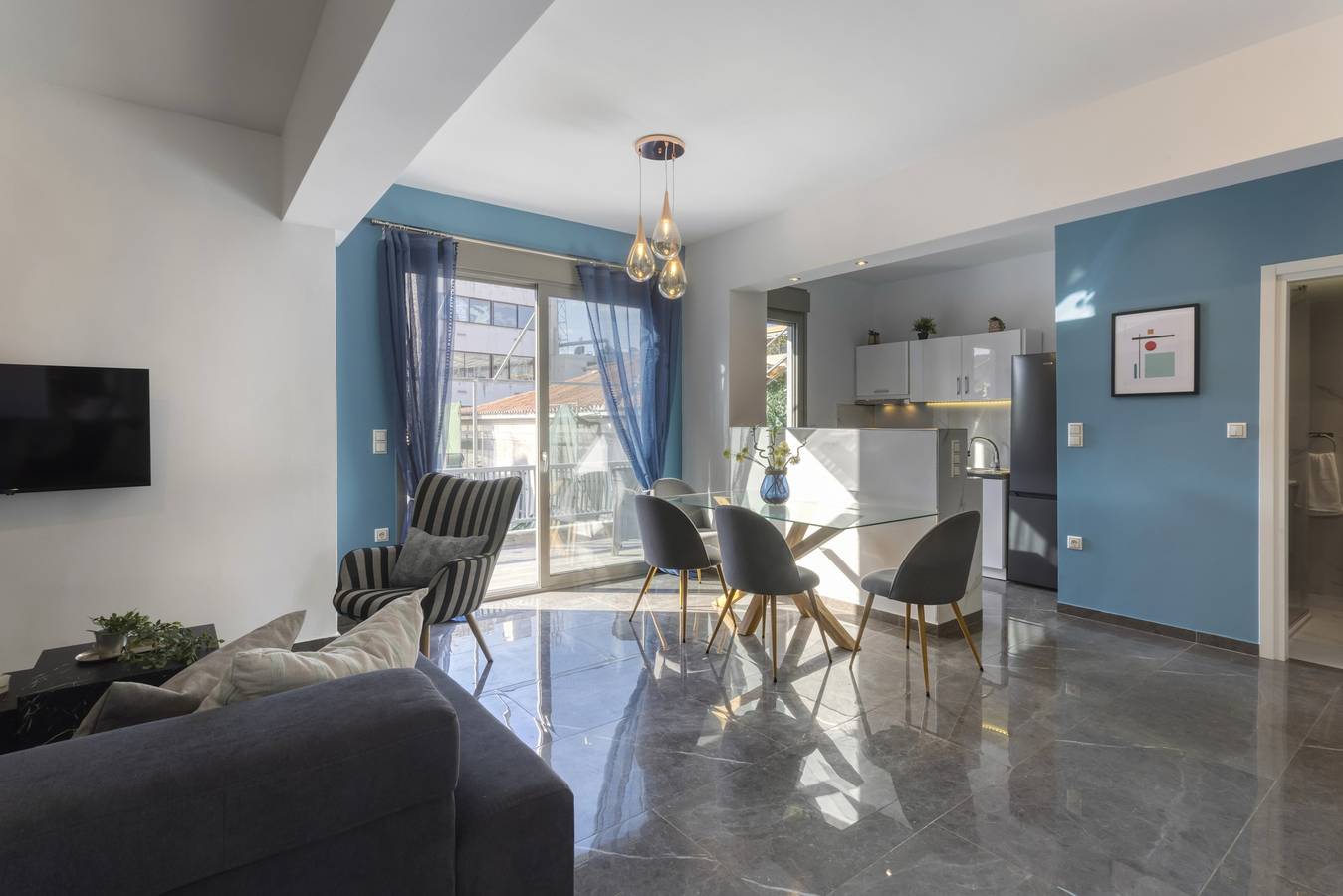 Appartement entier, Kapnokoptiriou10·Modern Renovated Apartment in Met in Section centrale d'Athènes, Athènes