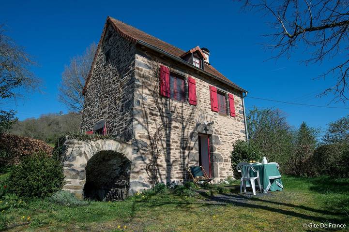 Gîte pour 2 personnes, avec Terrasse ainsi que Jardin et Vue