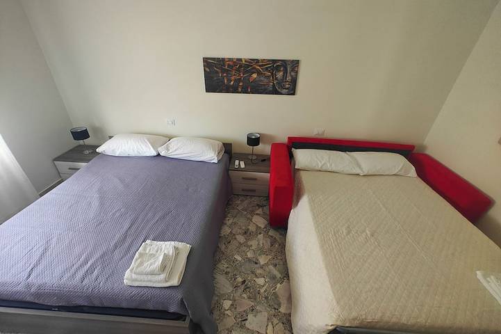 Appartement entier, Suite Golden - Appartement 2 pièces, cuisine & salle de bain in Caltanissetta, Province de Caltanissetta