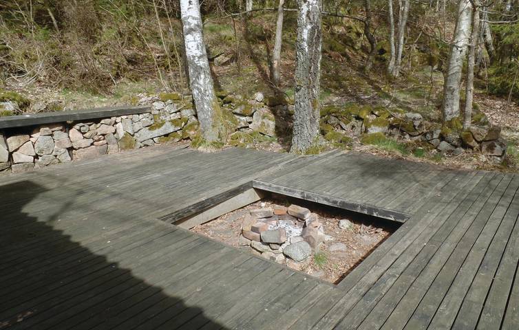 Ferienhaus für 8 Personen mit Terrasse in Nøtterøy
