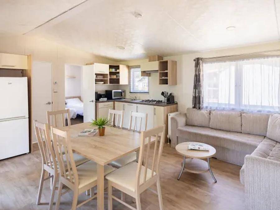 Camping Marvilla Parks - Kaatsheuvel - Stacaravan 6 personen - Comfort Plus 3 slaapkamer Lounge met vaatwasser in Kaatsheuvel, Noord-Brabant