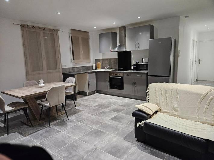 Gîte pour 2 personnes, avec terrasse à Garons - 2