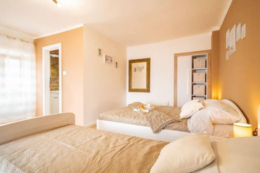 Cijeli apartman, Apartment Ema in Tulisevica (Lovran), Lovran