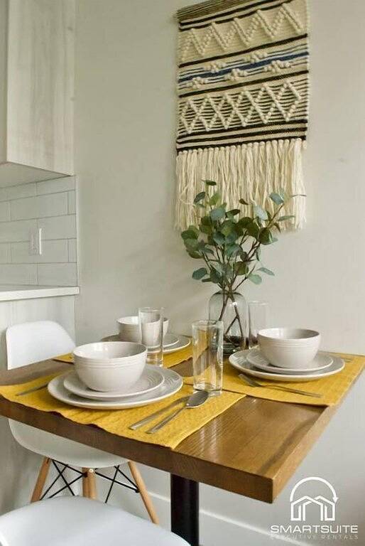 Ganze Wohnung, 1 Bedroom with Sleeper Sofa Sleeps 3! Near downtown and Foothills Hospital in Calgary, Kanadische Rocky Mountains