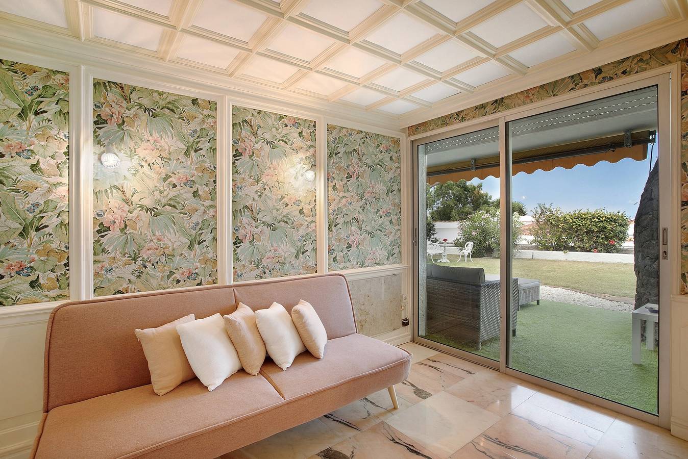 'House Experience Villa Violeta' con vistas al mar, piscina compartida y Wi-Fi in La Victoria de Acentejo, Tenerife Norte