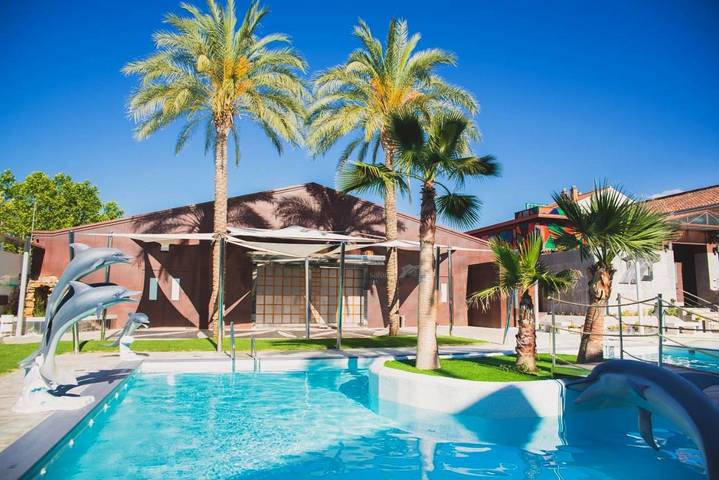 Hôtel pour 2 personnes, avec Terrasse ainsi que Jardin et Piscine à Grenade
