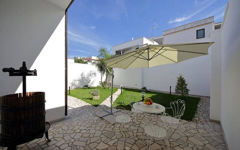 Chambre d’hôte pour 5 personnes, avec jardin et vue, animaux acceptés à Lecce - 4