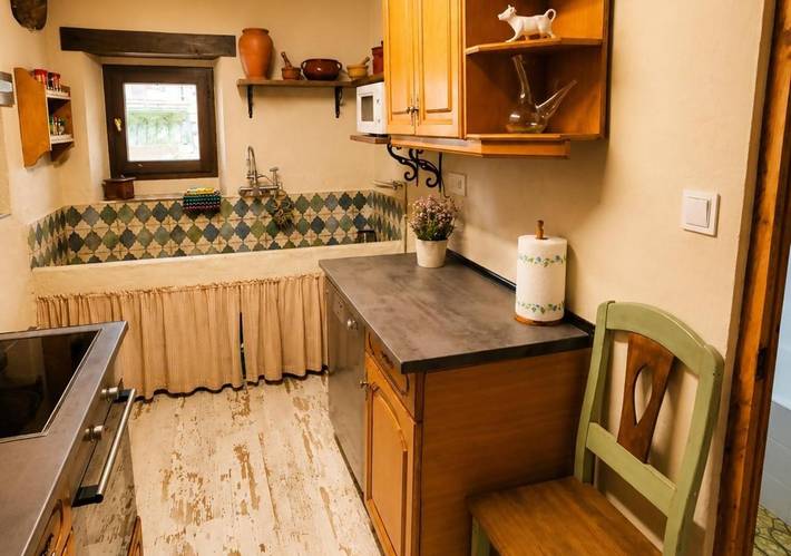 Casa rural para 7 personas, con Balcón y Terraza además de Jardín y Vistas en Jaca - 2