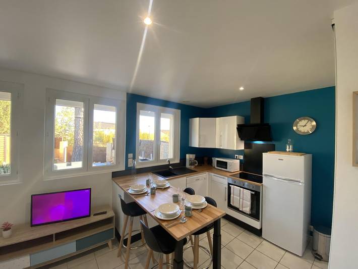 Gîte pour 2 personnes, avec jardin à Tresserre