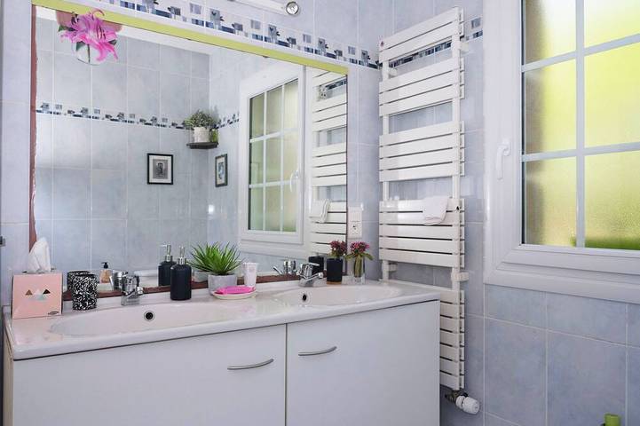 Chambre d’hôte pour 9 personnes à Santec - 3