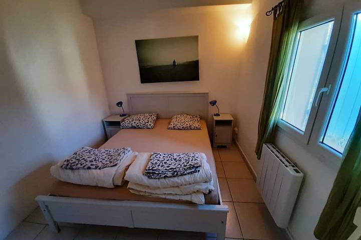 Location de vacances pour 6 personnes, avec jardin, animaux acceptés dans La Madrague - 2