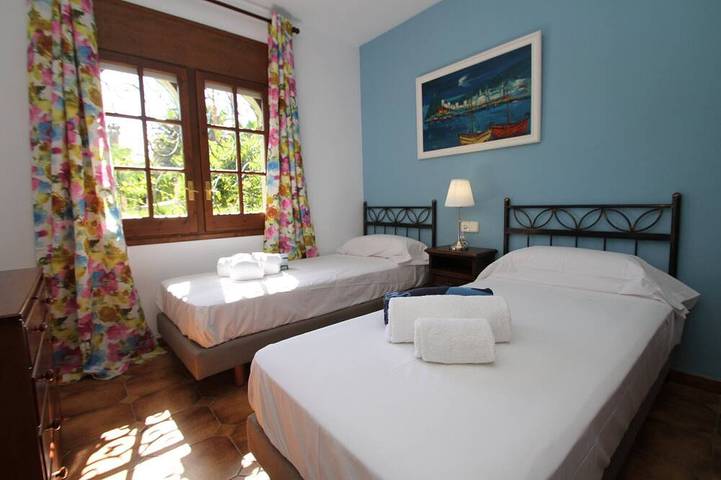 Villa für 6 Personen, mit Terrasse und Garten in Miami Playa - 4