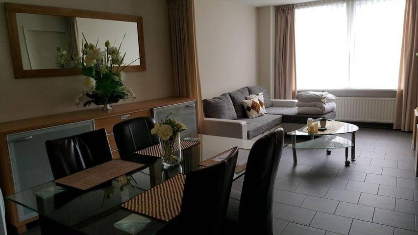 Vakantiewoning voor 3 personen, with Balkon and Terras as well as Tuin and Uitzicht in Tilburg