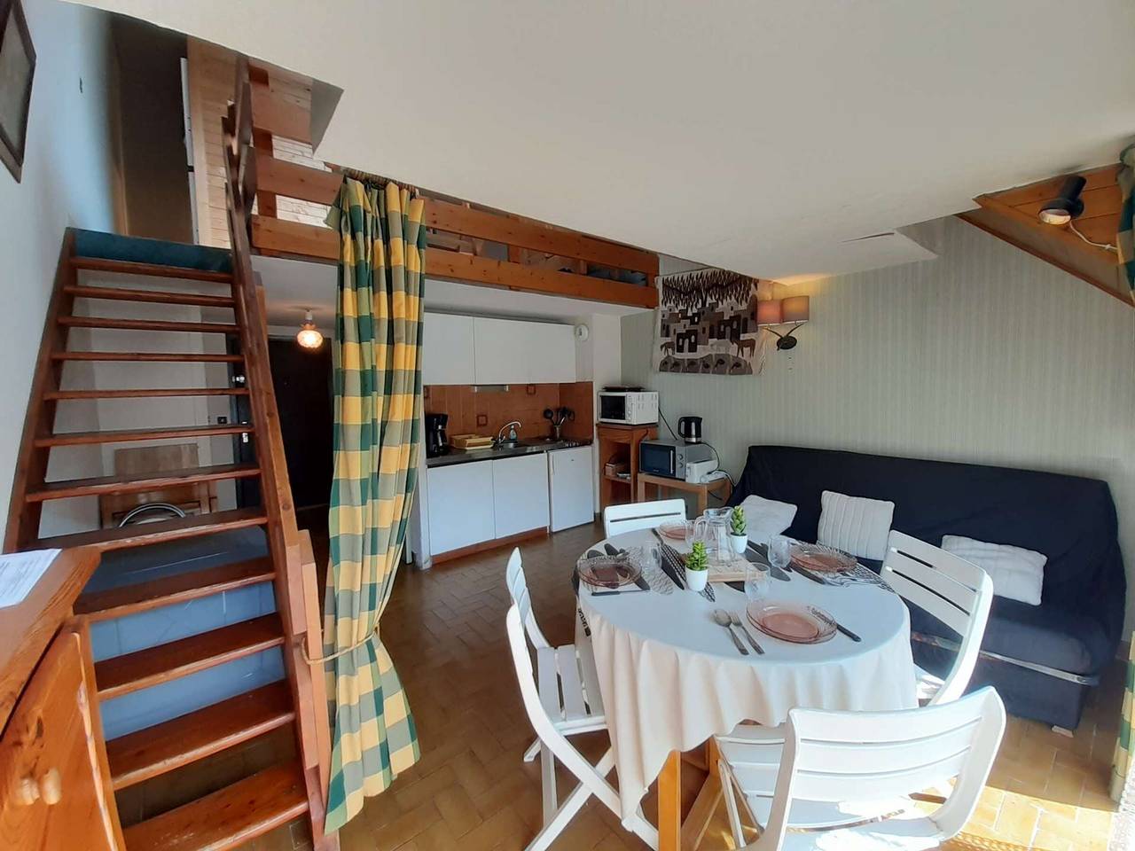 Ganze Wohnung, Gemütliche T2-Wohnung mit Balkon, 6 Schlafplätze, 1*, Skiraum, Saint-Lary-Soulan in Vignec, Nationalpark Pyrenäen