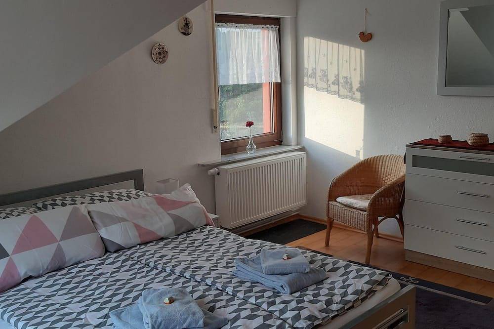 Ganze Wohnung, Ferienwohnung Zweiburgenblick in Runkel, Landkreis Limburg-Weilburg