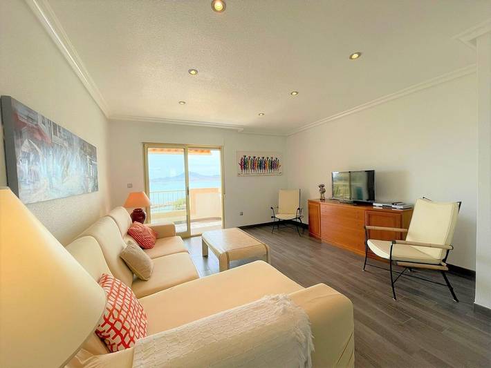 Location de vacances pour 6 personnes, avec balcon et piscine dans La Manga del Mar Menor - 2